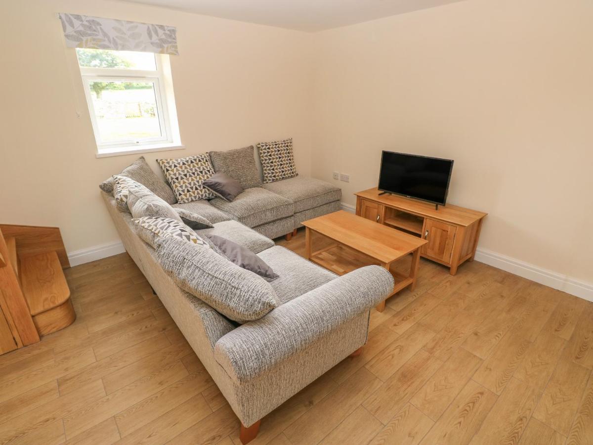 Woodpecker Barn Villa Pontyclun Eksteriør billede