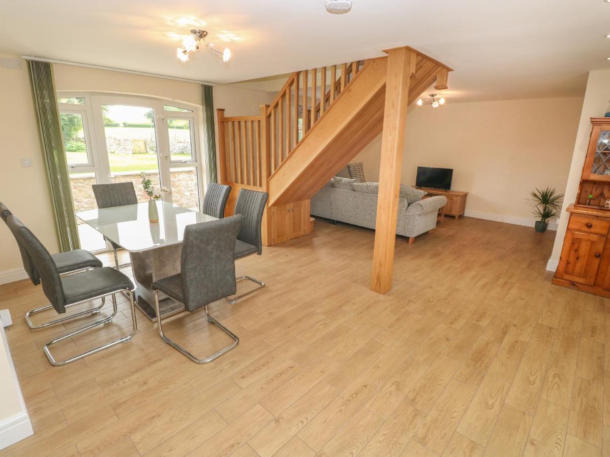 Woodpecker Barn Villa Pontyclun Eksteriør billede